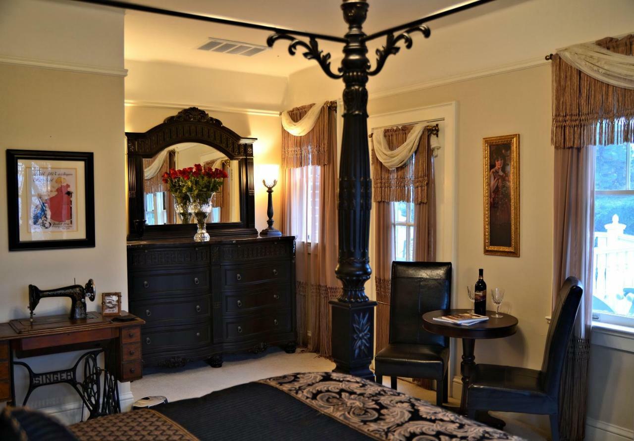 The Inn On Knowles Hill Bed & Breakfast Hotel โซโนรา ภายนอก รูปภาพ